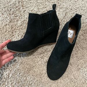 DOLCE VITA black wedges